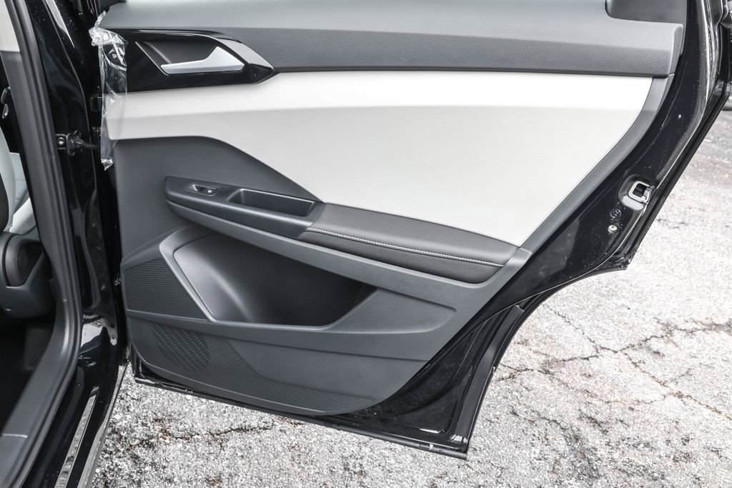 New 2026 Volkswagen Taos S image 36