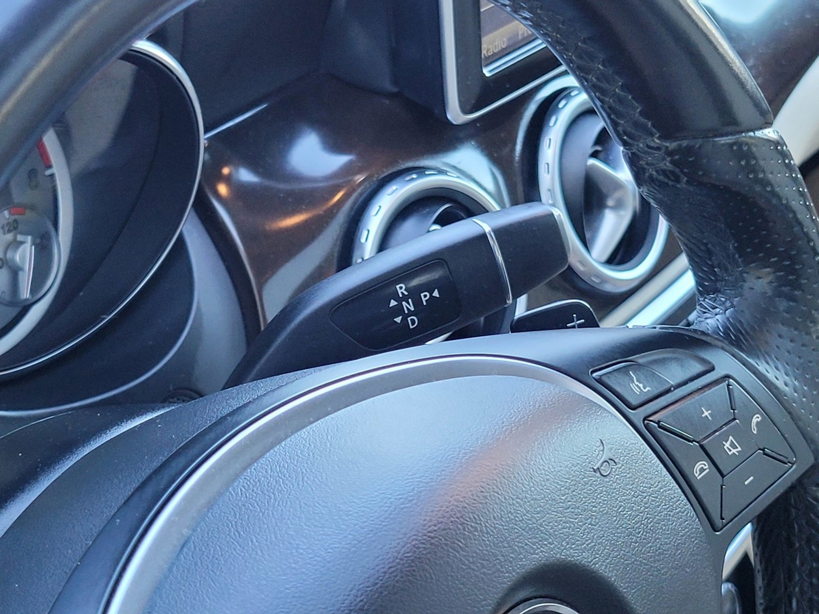 Used 2015 Mercedes-Benz GLA 250 4MATIC image 20