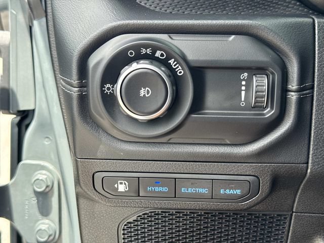 Used 2024 Jeep Wrangler Unlimited Rubicon 4xe AWD/4WD image 21