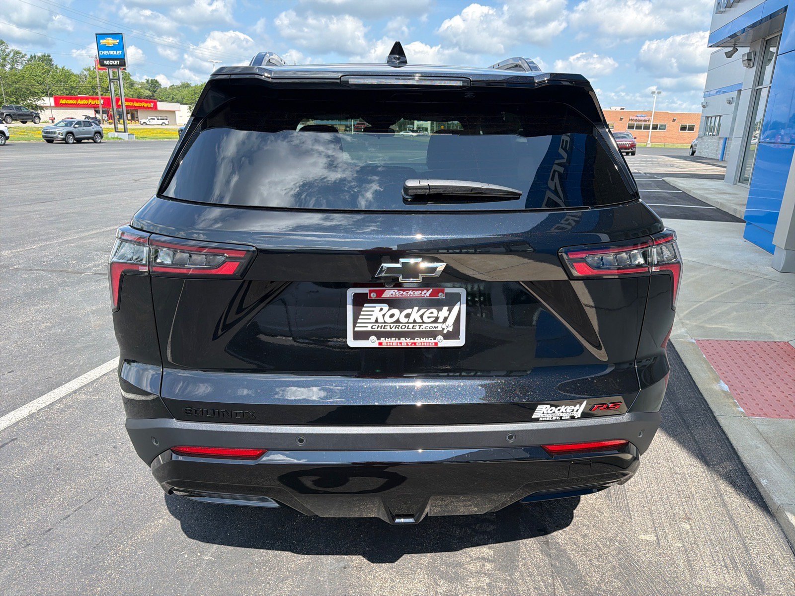 New 2027 Chevrolet Equinox RS FWD image 3