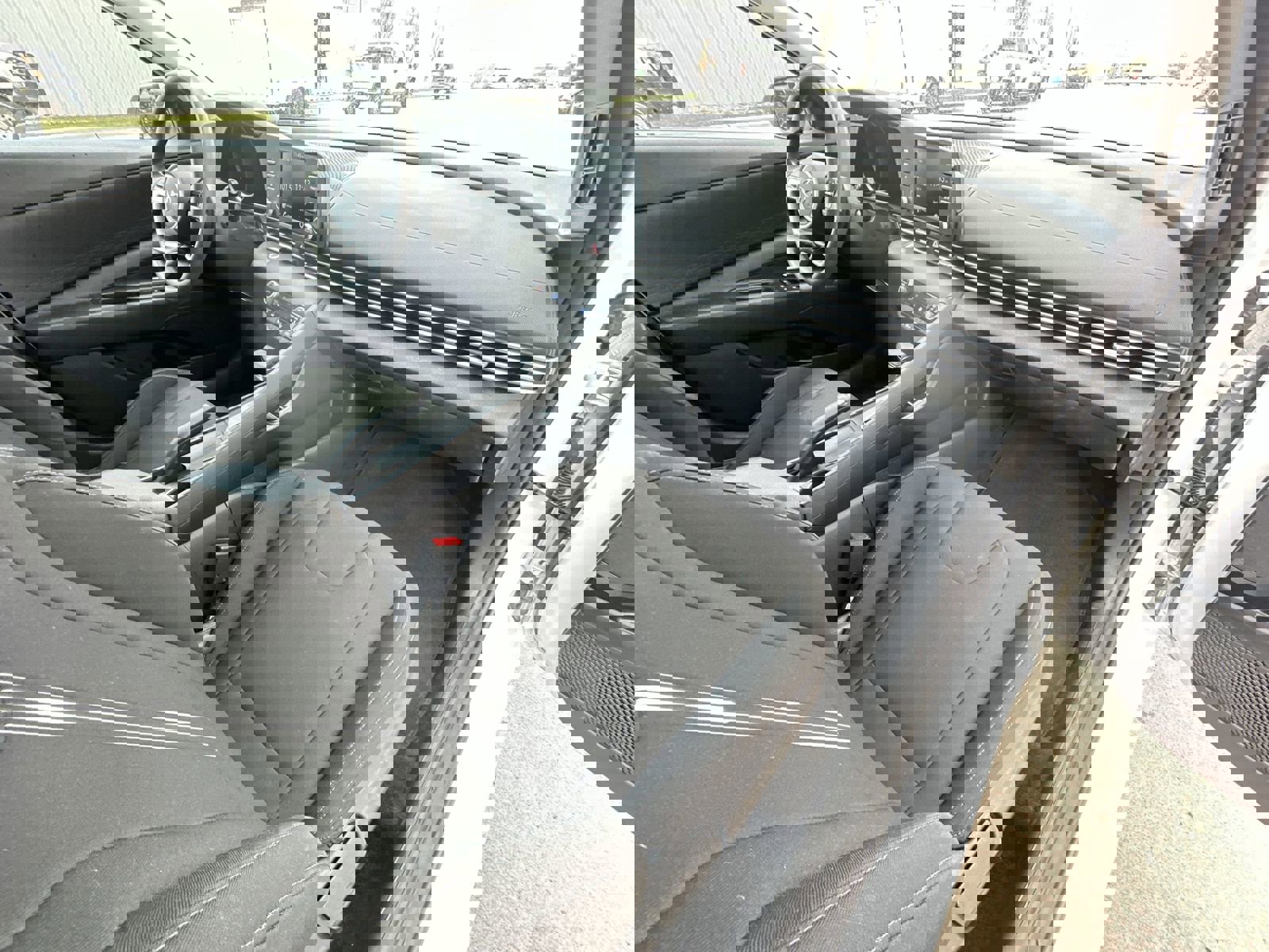 Used 2021 Hyundai Elantra SEL image 28