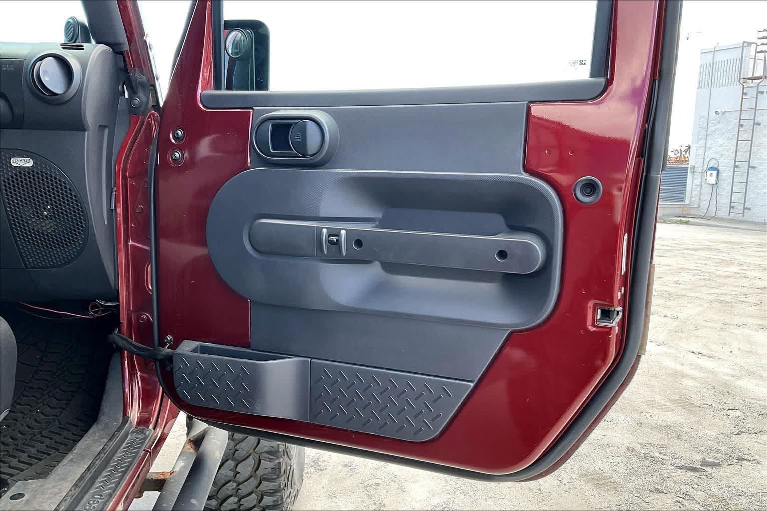 Used 2009 Jeep Wrangler Unlimited Rubicon w/ Trailer Tow Group AWD/4WD image 28