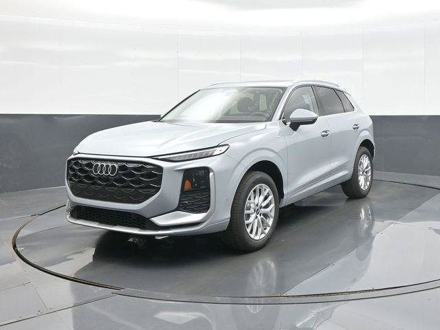 New 2026 Audi Q3 quattro 2.0T AWD/4WD image 3