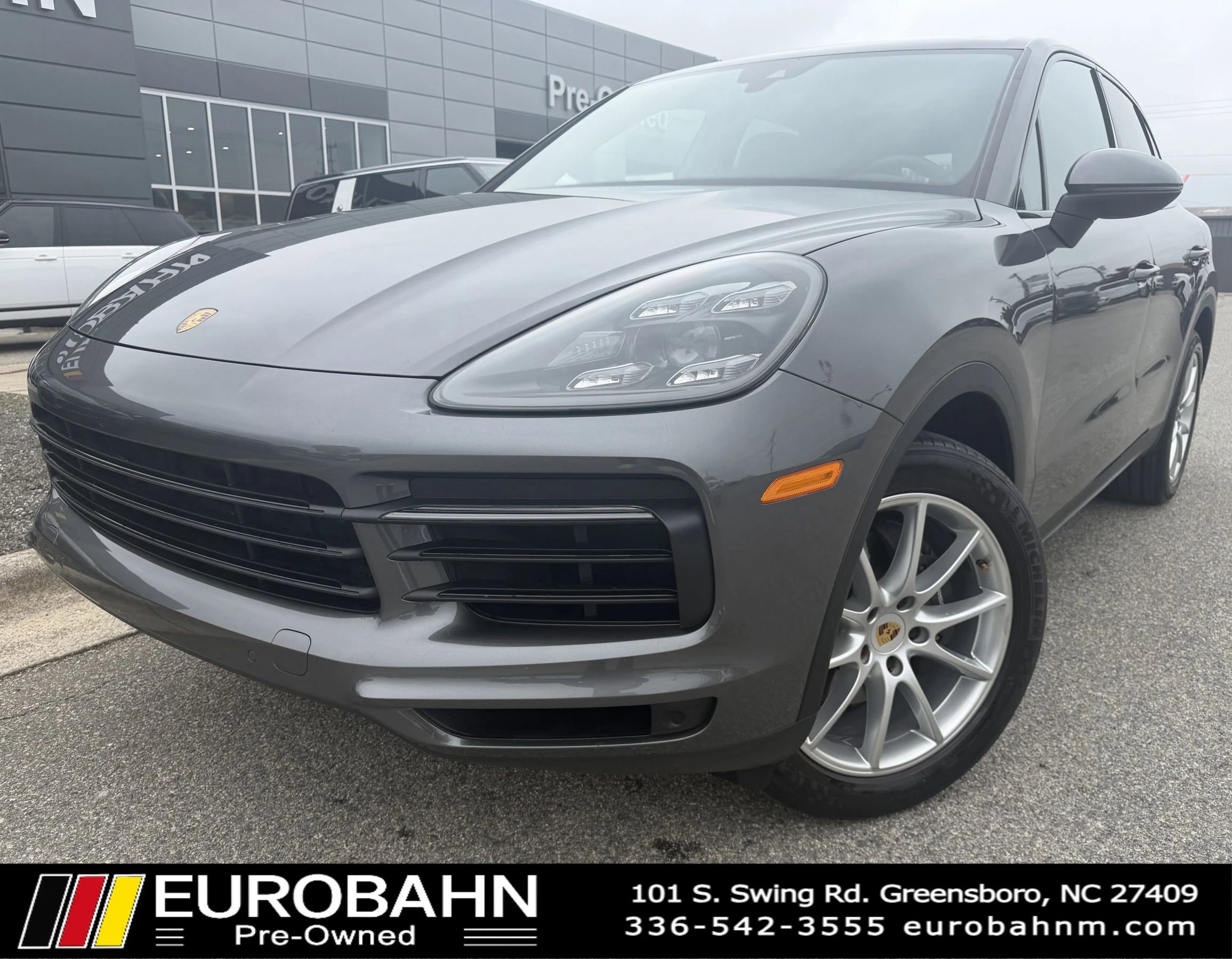 Used 2019 Porsche Cayenne AWD/4WD image 1