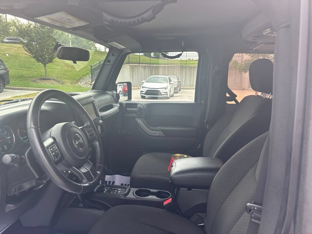 Used 2016 Jeep Wrangler Sport AWD/4WD image 16