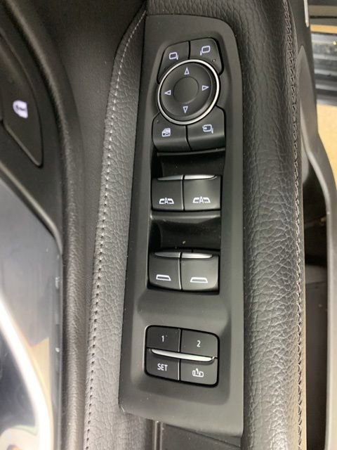 Used 2021 GMC Yukon Denali w/ Denali Premium Package image 19