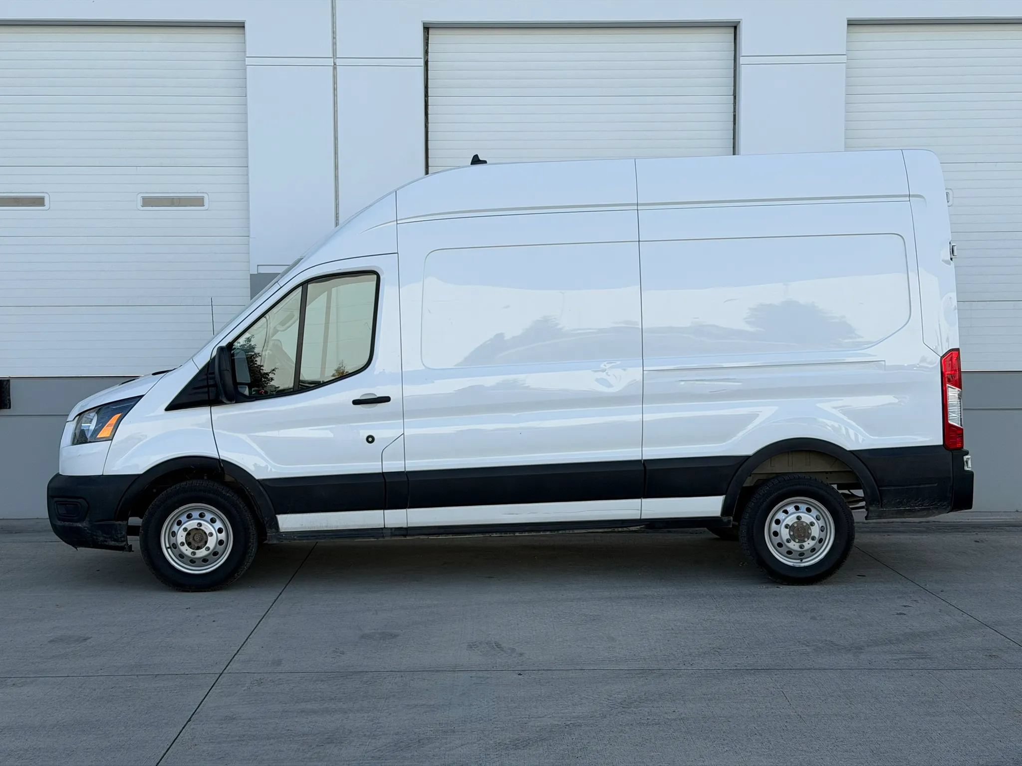 Used 2023 Ford Transit 250 148 High Roof AWD w/ Load Area Protection Package image 2