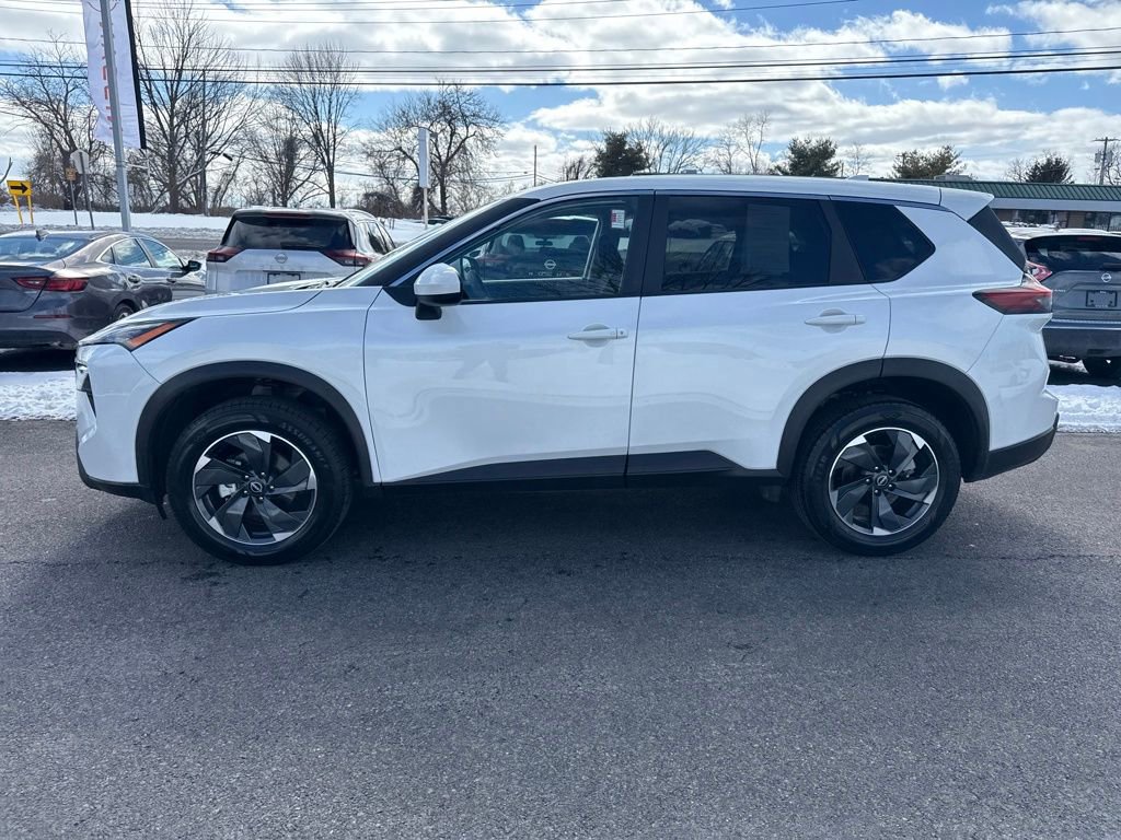 Certified 2024 Nissan Rogue SV image 6