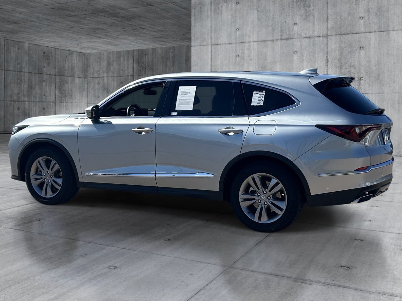 Certified 2026 Acura MDX FWD image 3