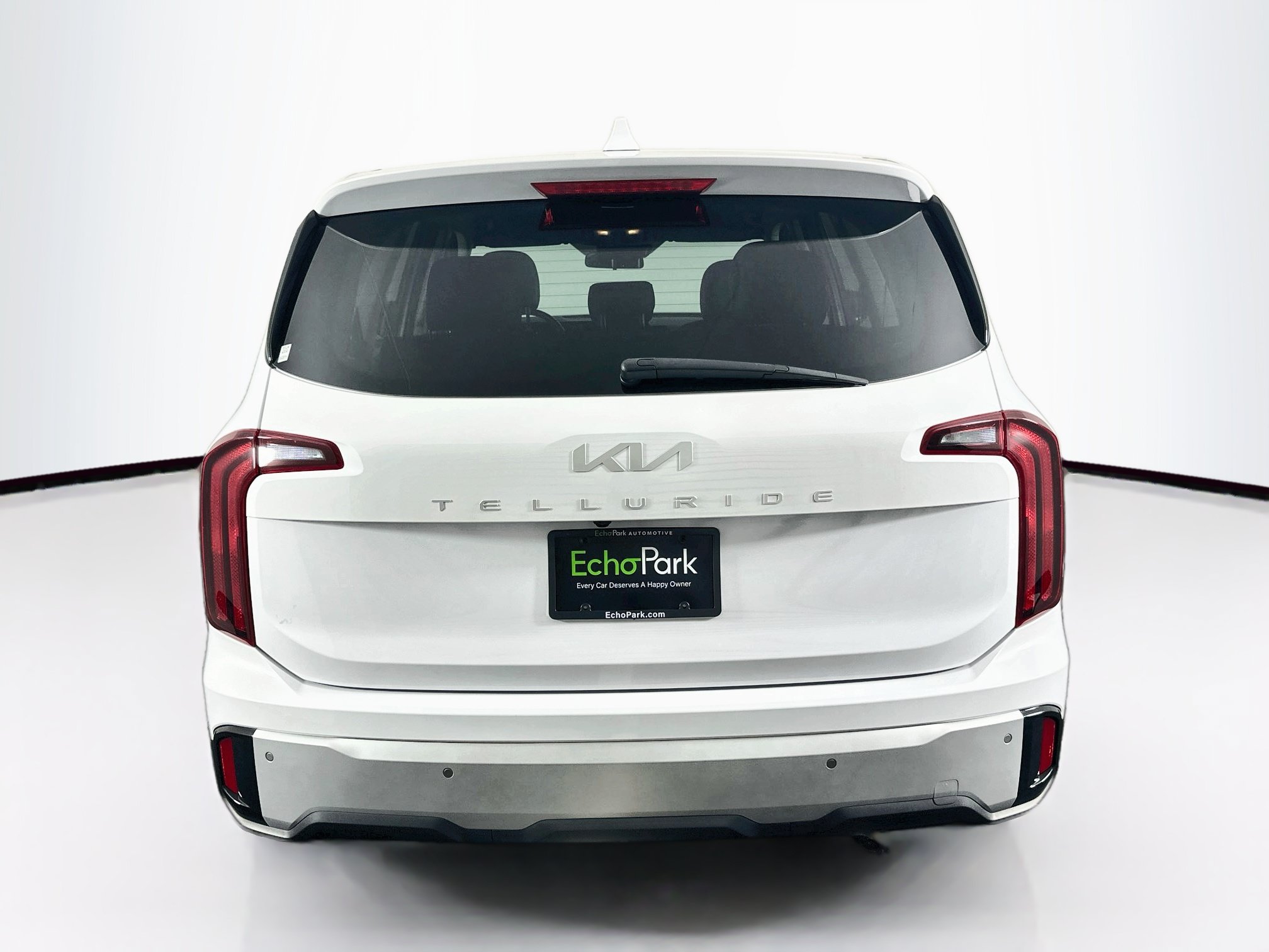 Used 2024 Kia Telluride LX FWD image 7