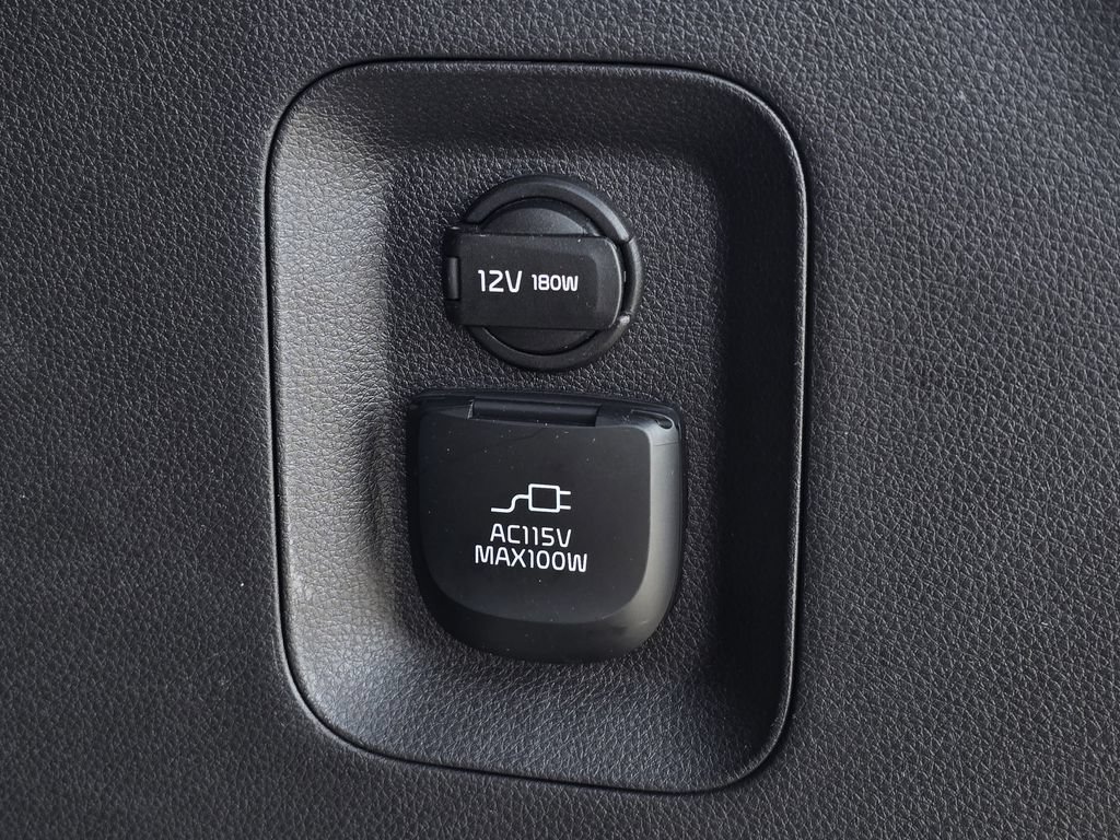 Certified 2024 Kia Carnival SX FWD image 15