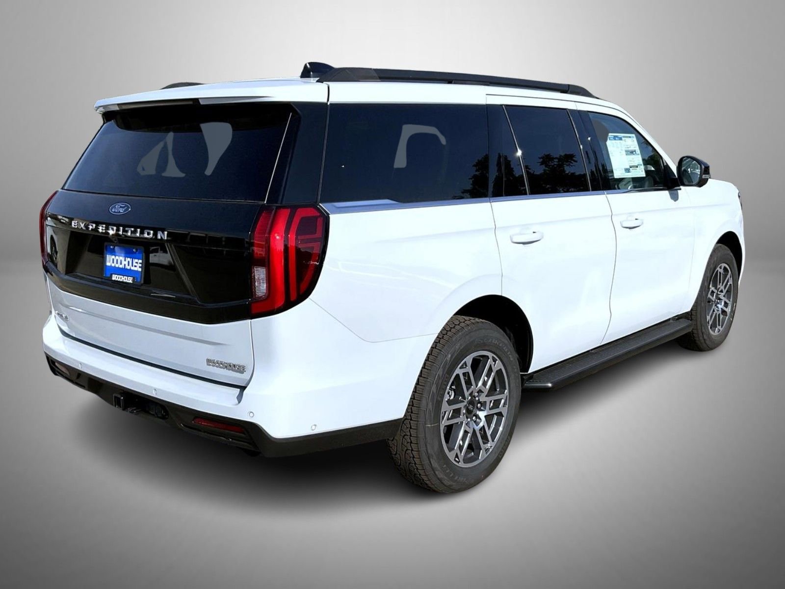 New 2025 Ford Expedition Active image 5