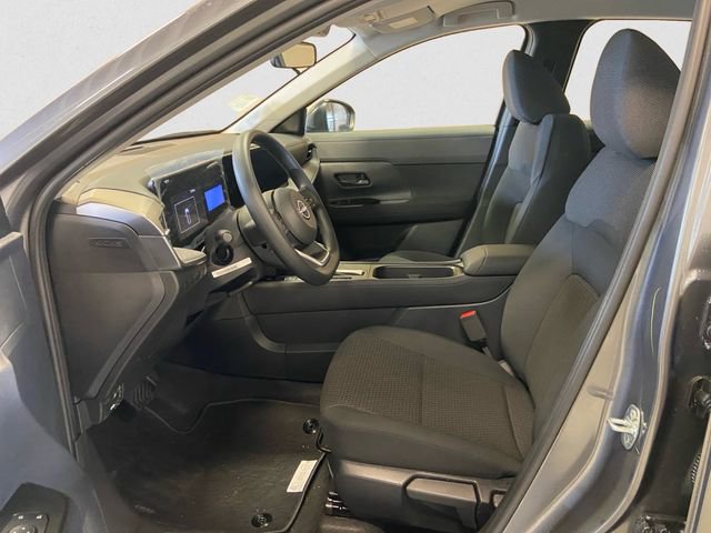 New 2026 Nissan Kicks S image 9