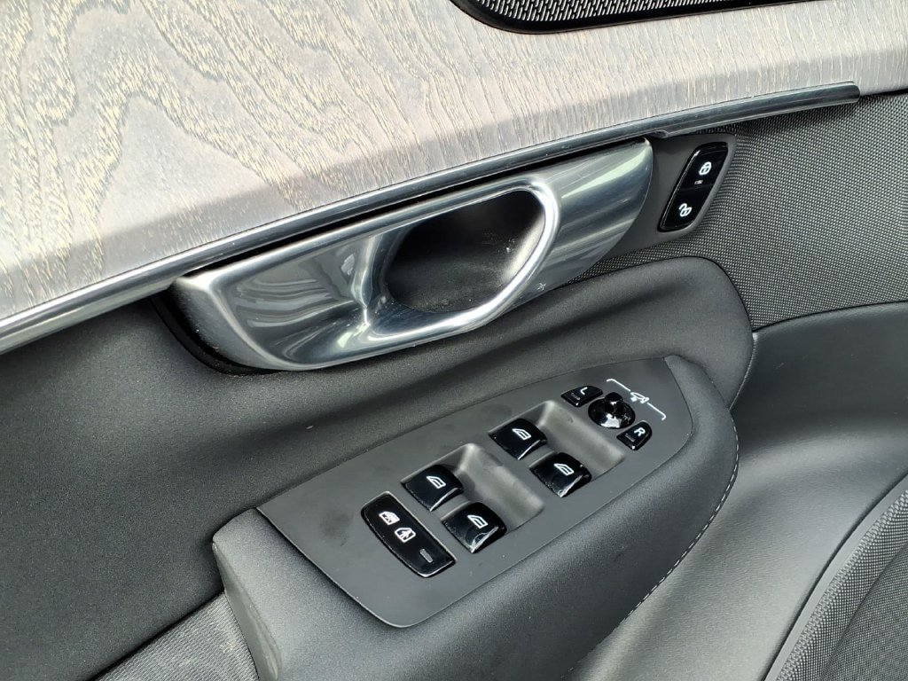 Certified 2026 Volvo XC90 B6 Ultra AWD/4WD image 10