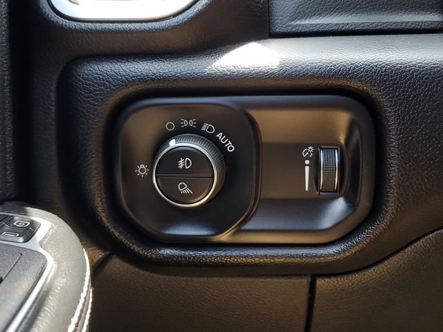 Certified 2024 RAM 3500 Big Horn w/ Towing Technology Group AWD/4WD image 39