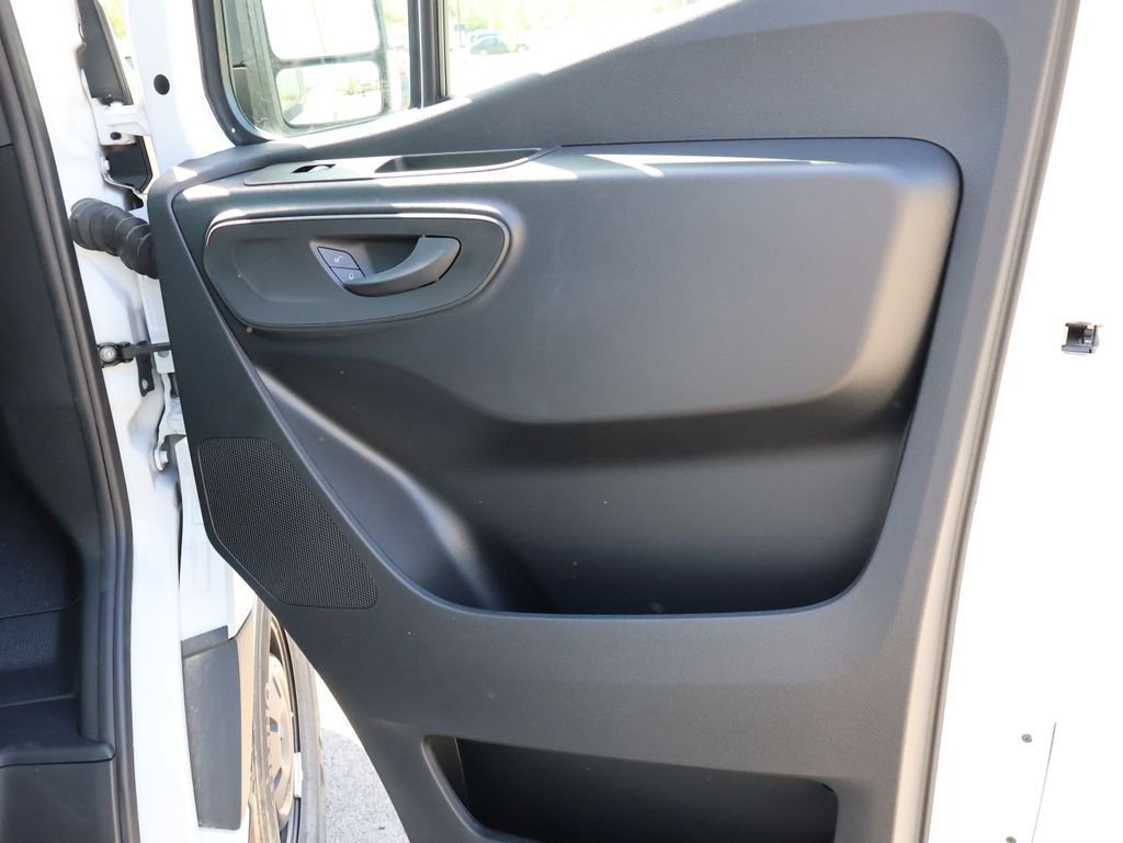 New 2025 Mercedes-Benz Sprinter 2500 image 11