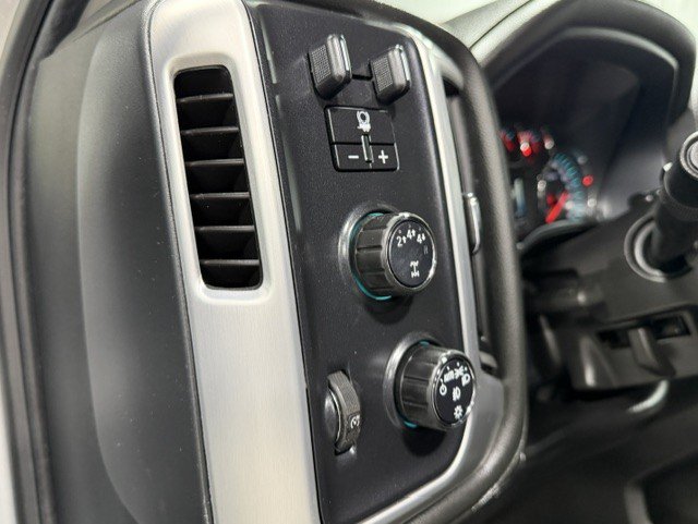 Certified 2018 GMC Sierra 2500 SLT w/ Duramax Plus Package AWD/4WD image 12