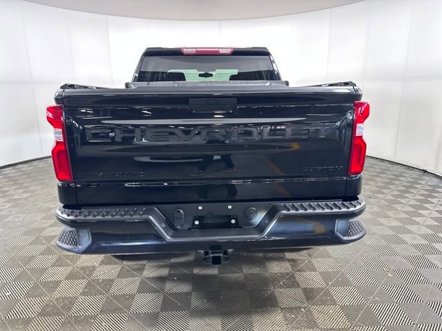 Used 2021 Chevrolet Silverado 1500 Custom w/ LPO, Dark Essentials Package image 4