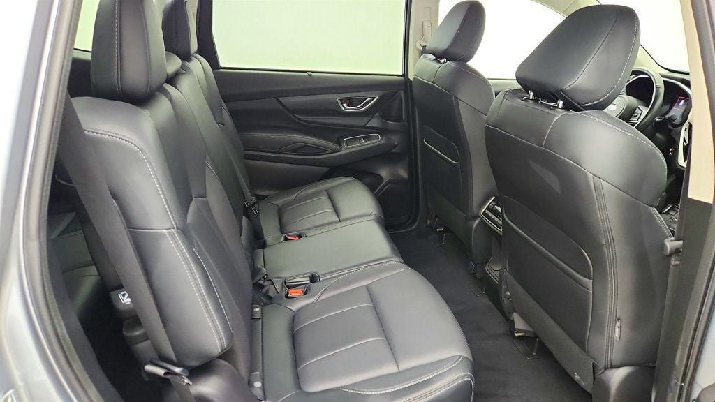 Used 2023 Subaru Ascent Limited AWD/4WD image 23