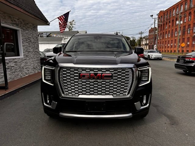 Used 2023 GMC Yukon Denali AWD/4WD image 2