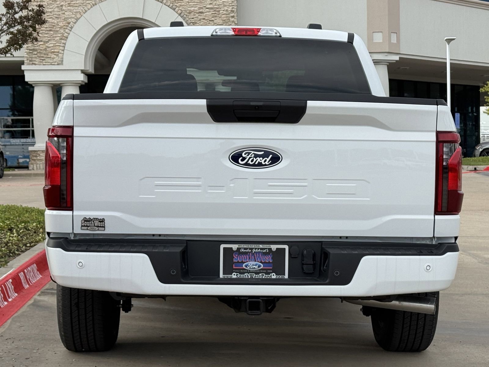 Used 2015 Ford F150 Lariat RWD image 5