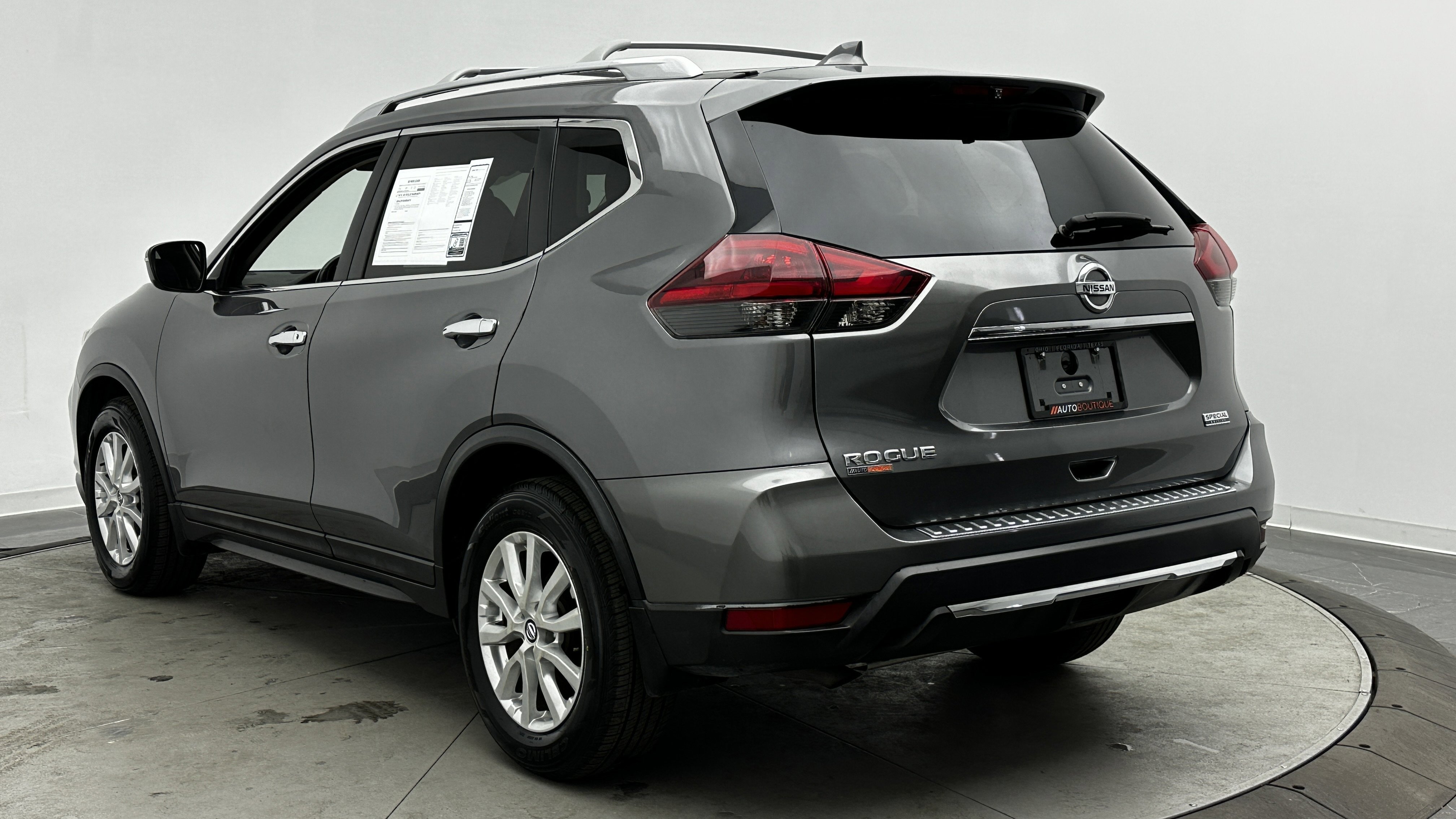 Used 2019 Nissan Rogue S w/ Special Edition Package image 5