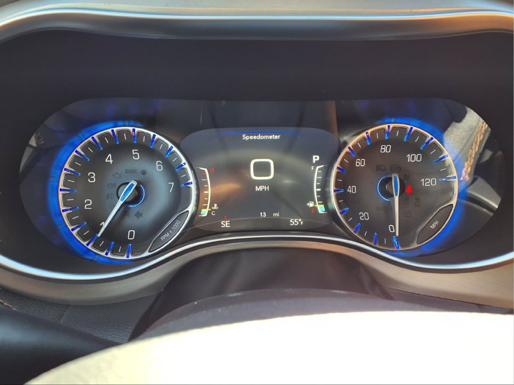 New 2026 Chrysler Pacifica Pinnacle AWD/4WD image 13