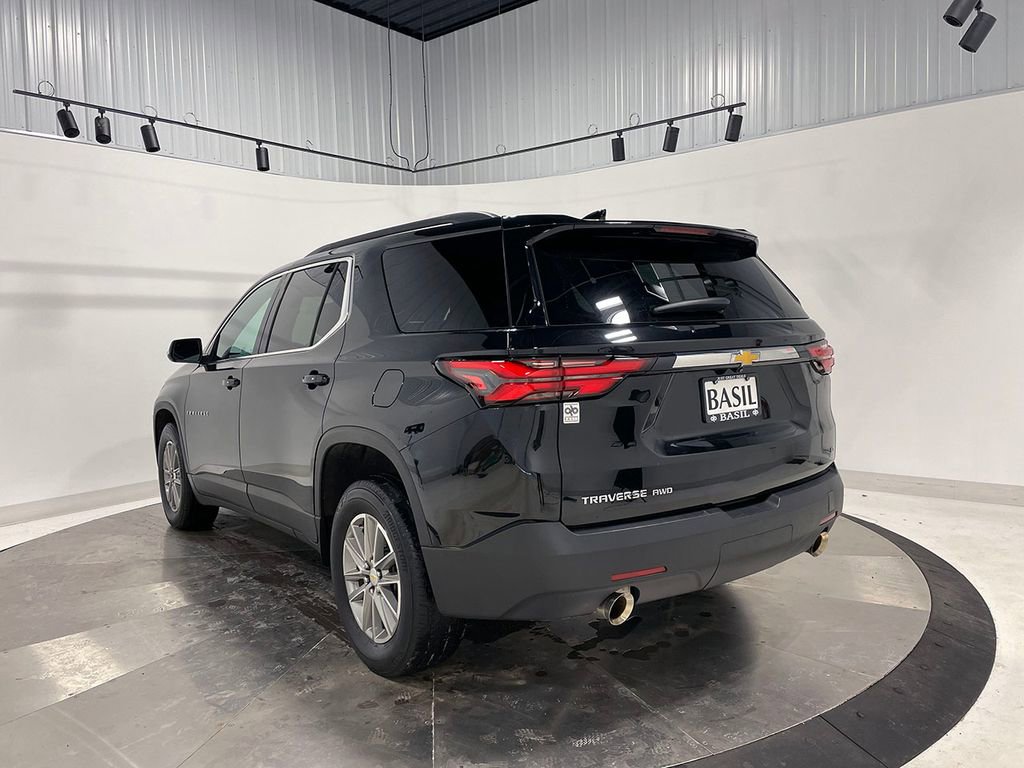 Used 2023 Chevrolet Traverse LT image 13