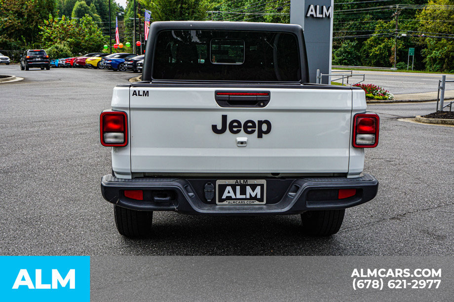 Used 2023 Jeep Gladiator Overland AWD/4WD image 10