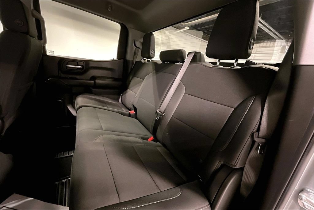 Used 2026 Chevrolet Silverado 1500 Custom RWD image 32