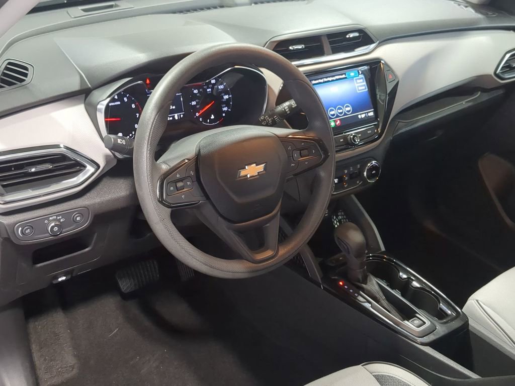 Used 2021 Chevrolet TrailBlazer LT w/ Convenience Package image 12