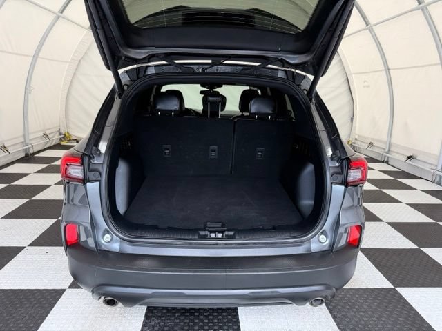 Used 2025 Ford Escape ST-Line Select AWD/4WD image 4