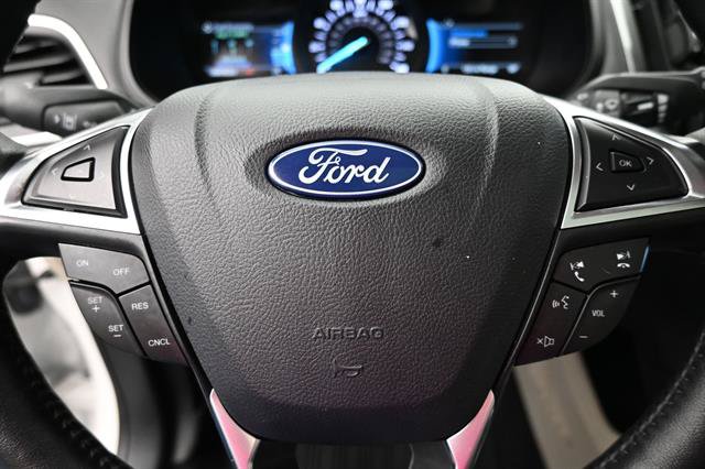 Certified 2024 Ford Edge Titanium AWD/4WD image 10