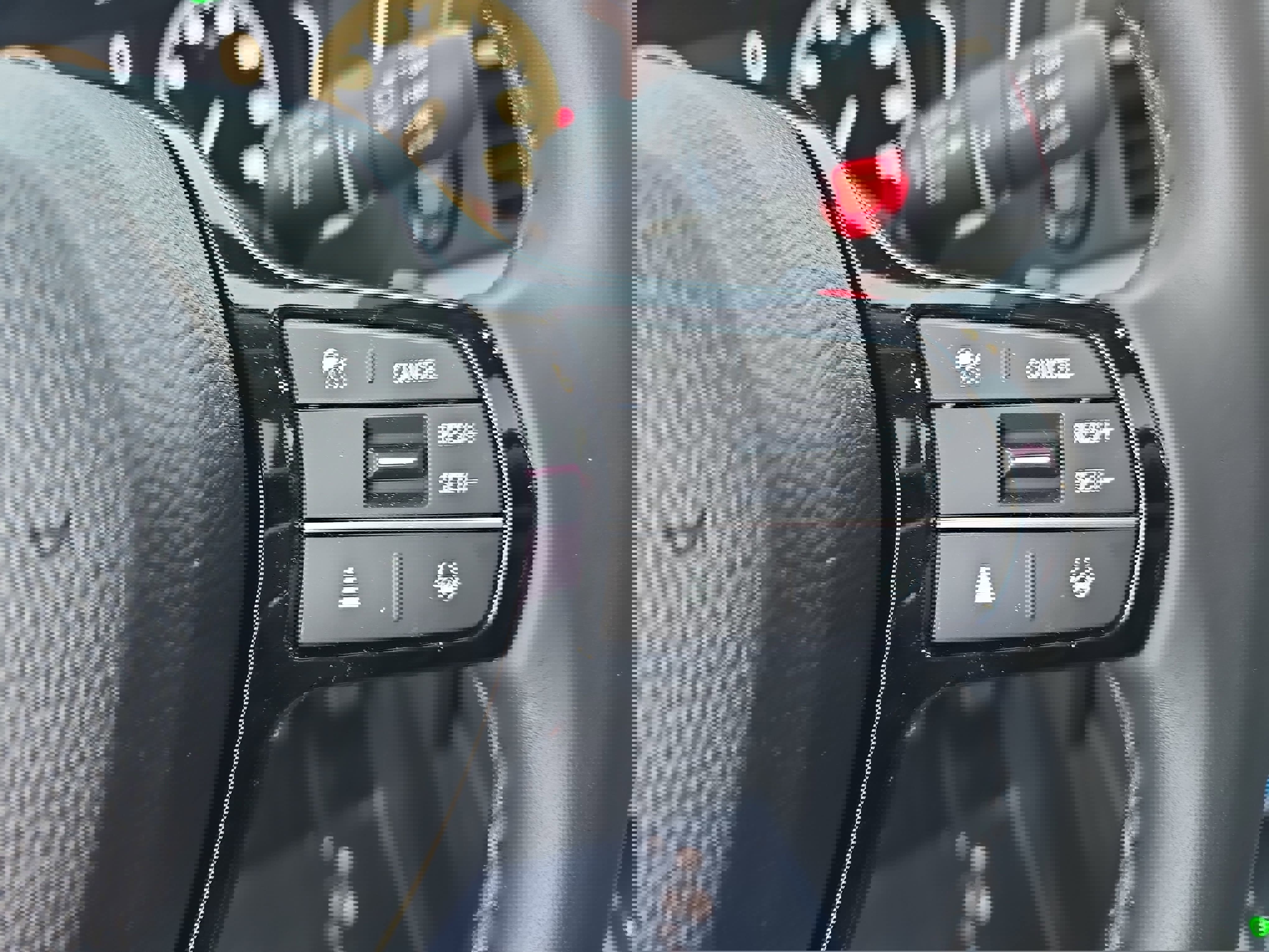 Used 2025 Honda Pilot Touring image 19