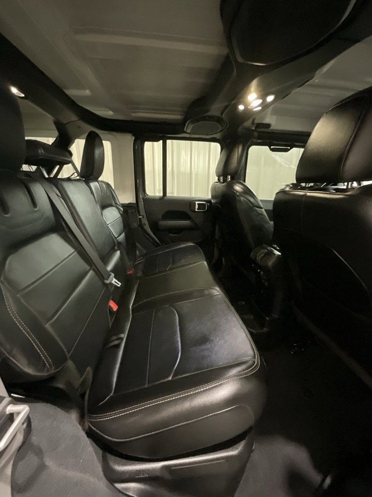 Used 2023 Jeep Wrangler Unlimited Sahara w/ Cold Weather Group image 12