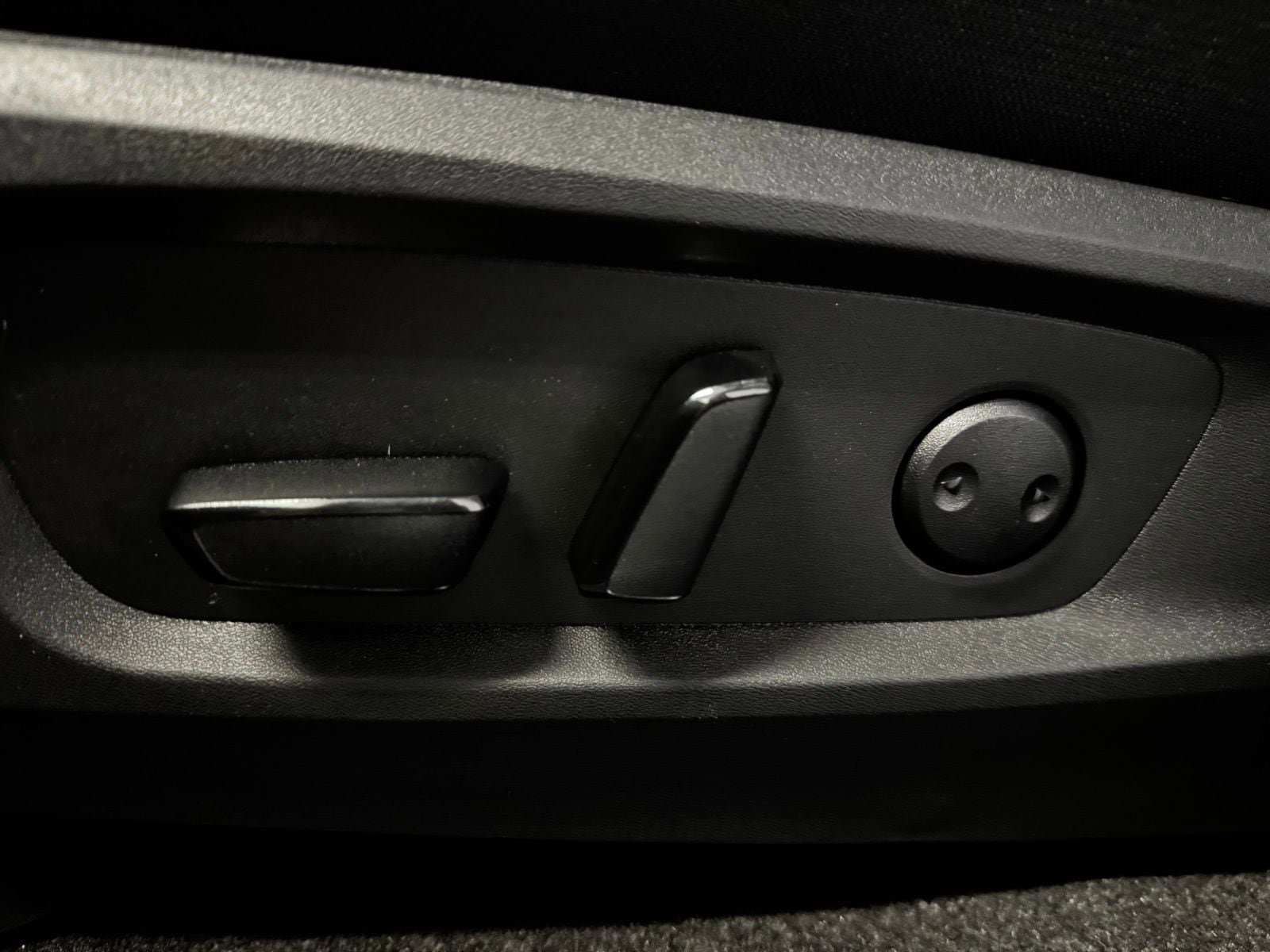 New 2026 Nissan Pathfinder SV AWD/4WD image 23
