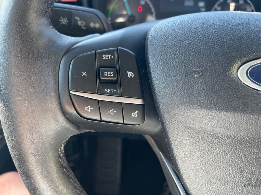 Used 2023 Ford Maverick XLT w/ XLT Luxury Package FWD image 15