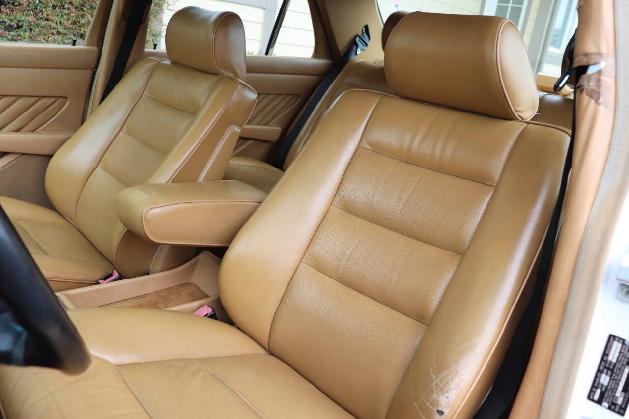 Used 1989 Mercedes-Benz 300 SE image 12