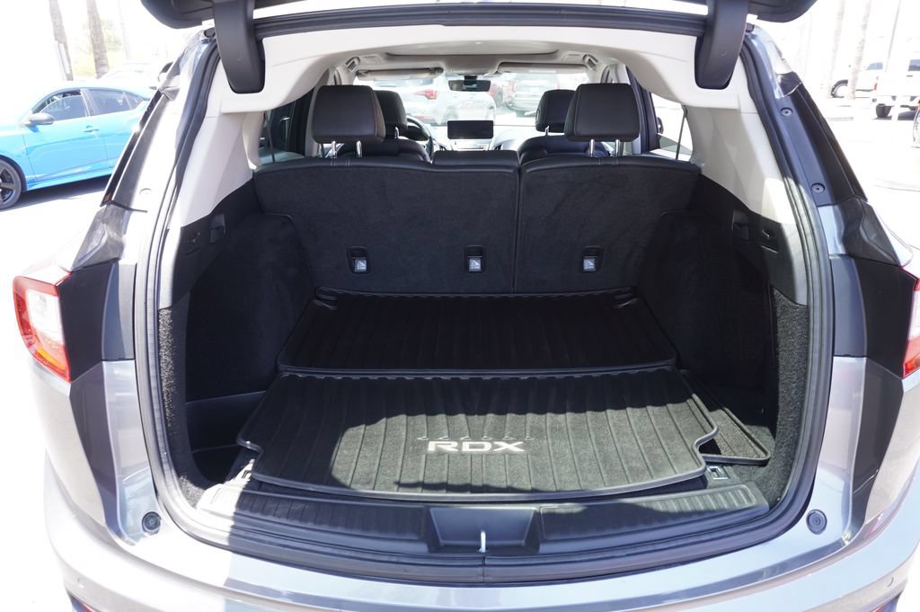 Used 2022 Acura RDX w/ Technology Package FWD image 8