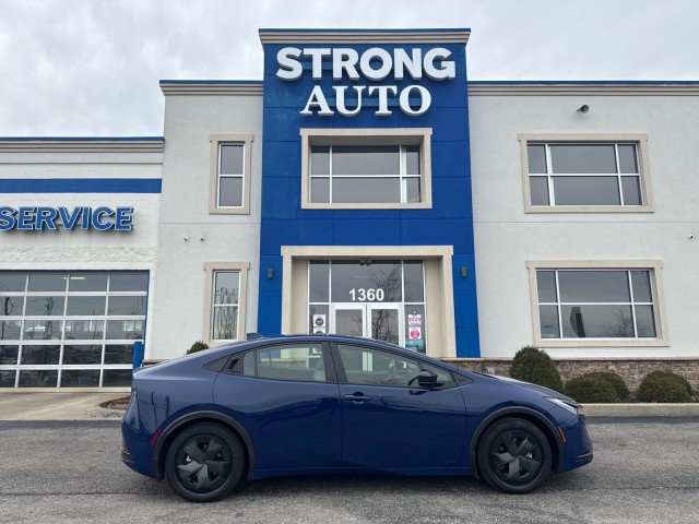 Used 2023 Toyota Prius LE image 16