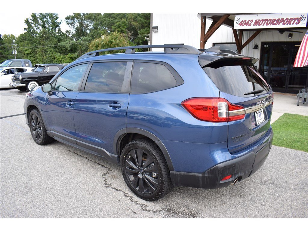 Used 2022 Subaru Ascent Onyx Edition image 3