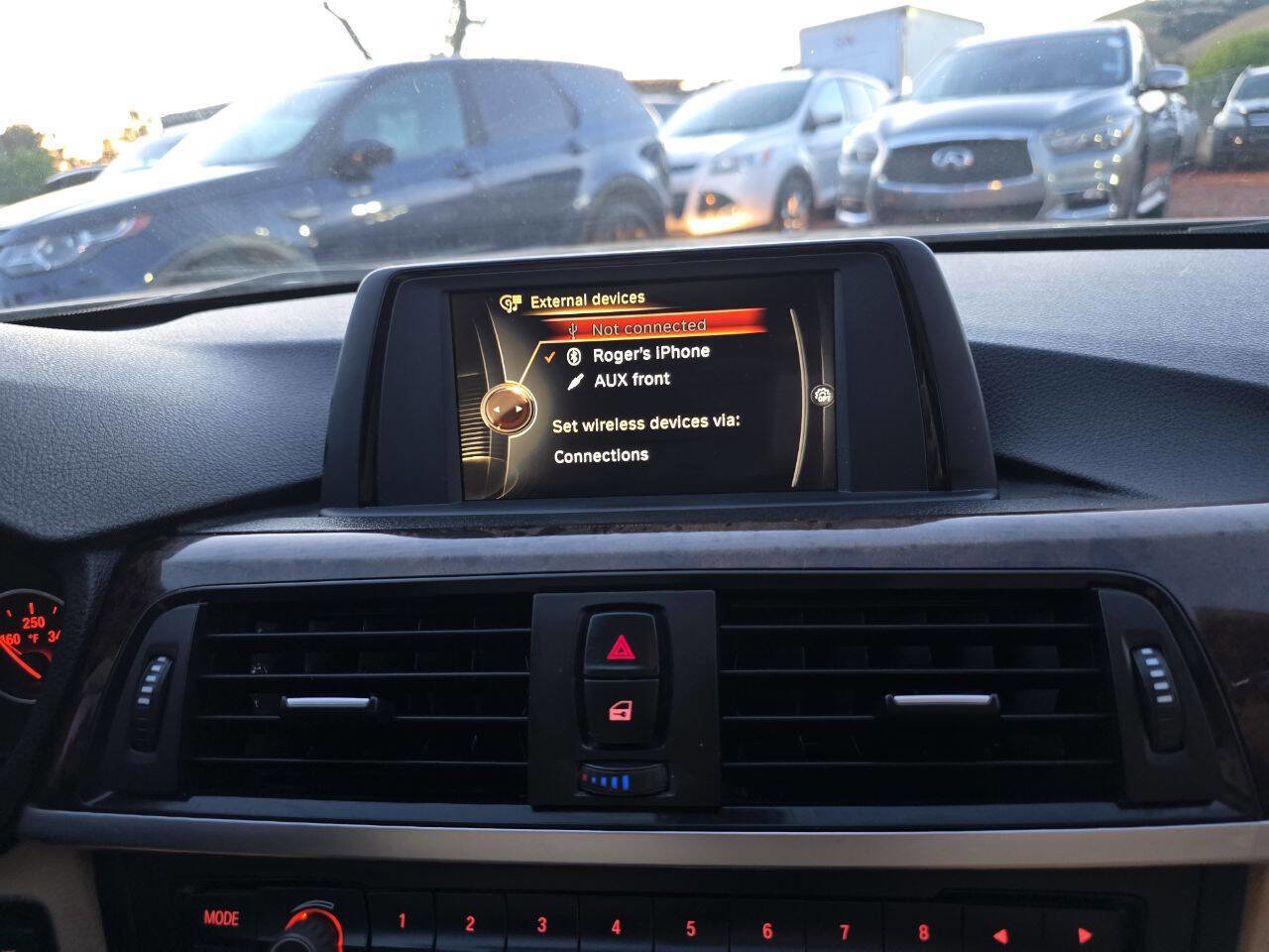 Used 2015 BMW 320i Sedan w/ Driver Assistance Package image 20