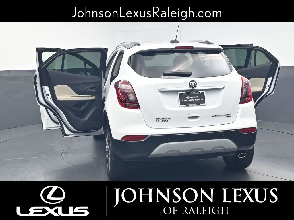 Used 2017 Buick Encore Premium AWD/4WD image 38
