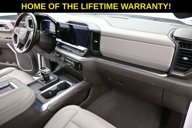 Used 2022 Chevrolet Silverado 1500 LTZ AWD/4WD image 51