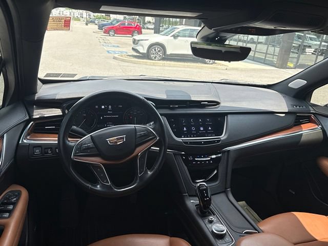 Used 2020 Cadillac XT5 Premium Luxury AWD/4WD image 12