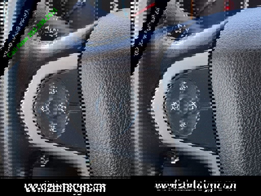 Used 2020 Chevrolet Colorado LT w/ Colorado RST Special Edition image 24