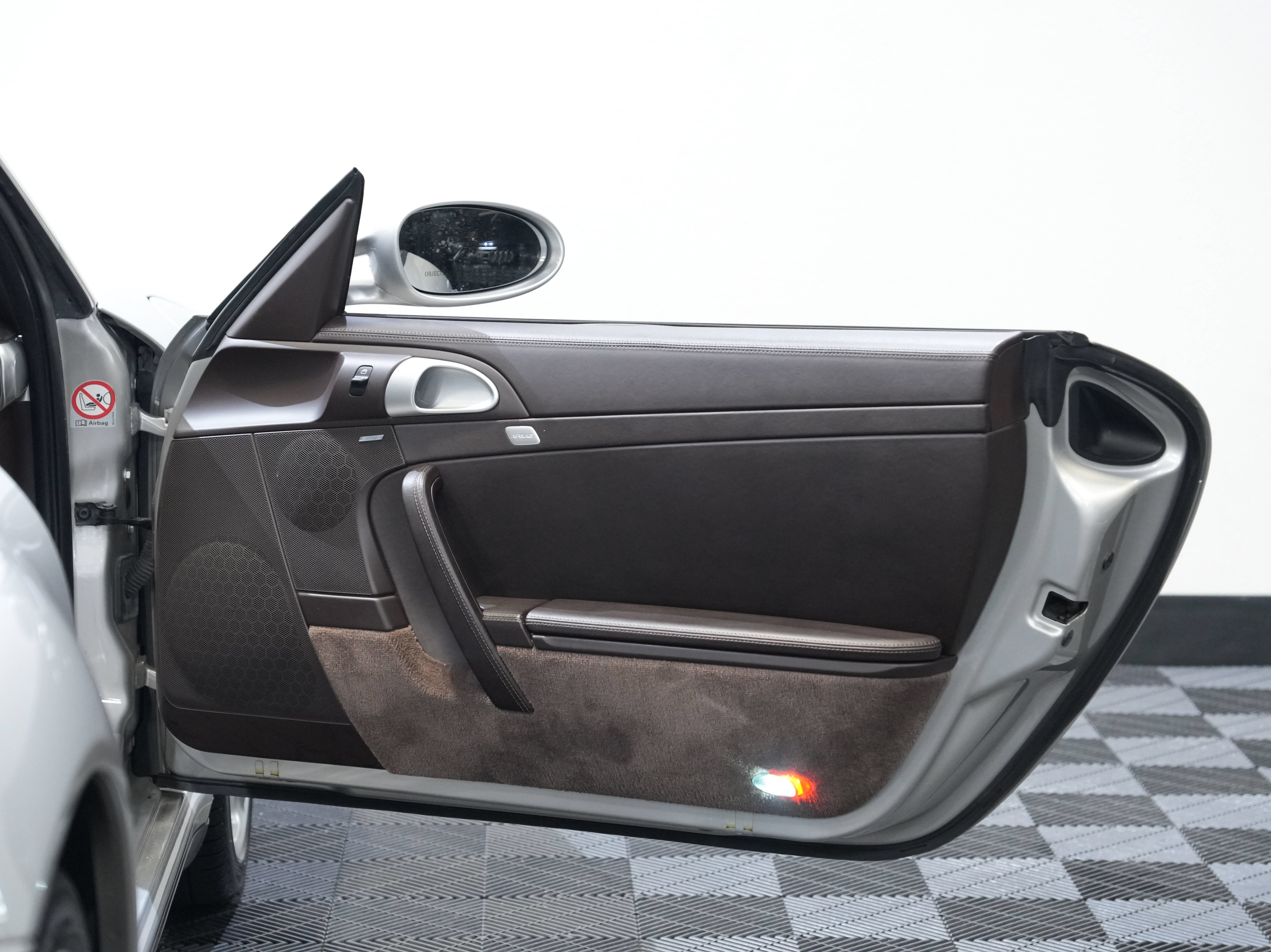 Used 2008 Porsche 911 Carrera 4S AWD/4WD image 23