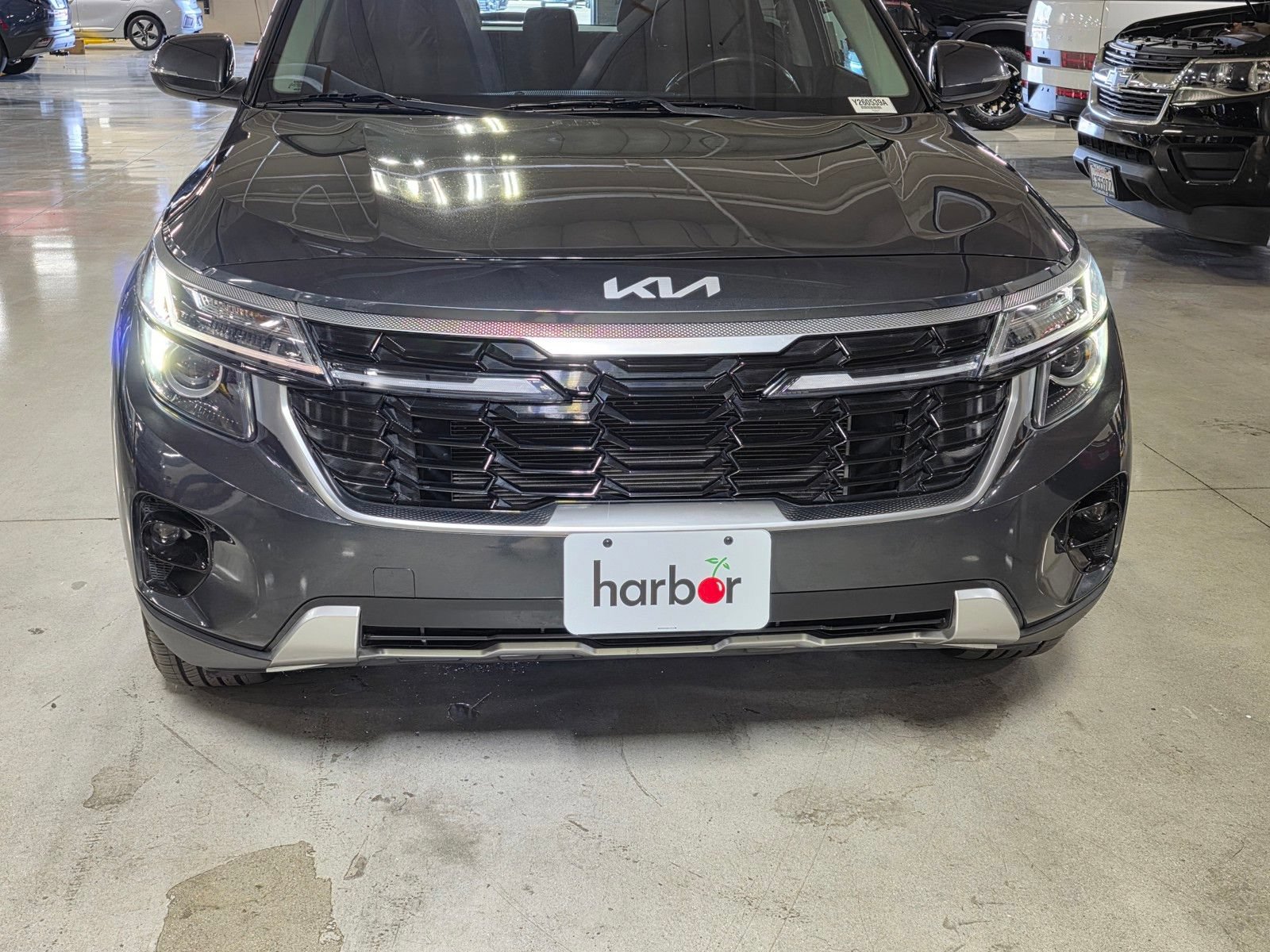 Used 2024 Kia Seltos EX FWD image 9