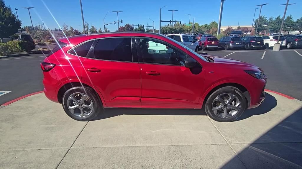 Used 2024 Ford Escape ST-Line AWD/4WD image 5