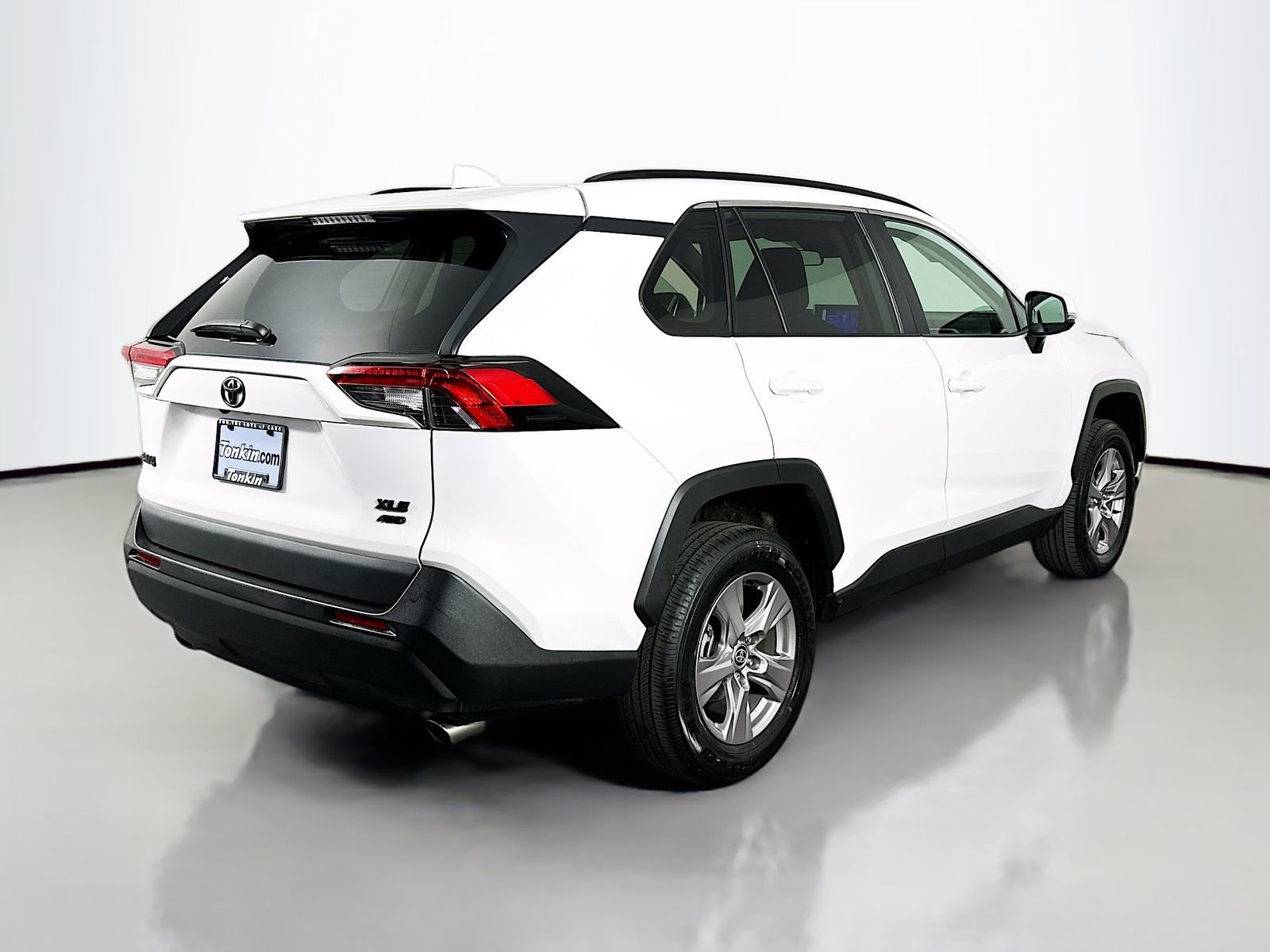Certified 2025 Toyota RAV4 XLE AWD/4WD image 7